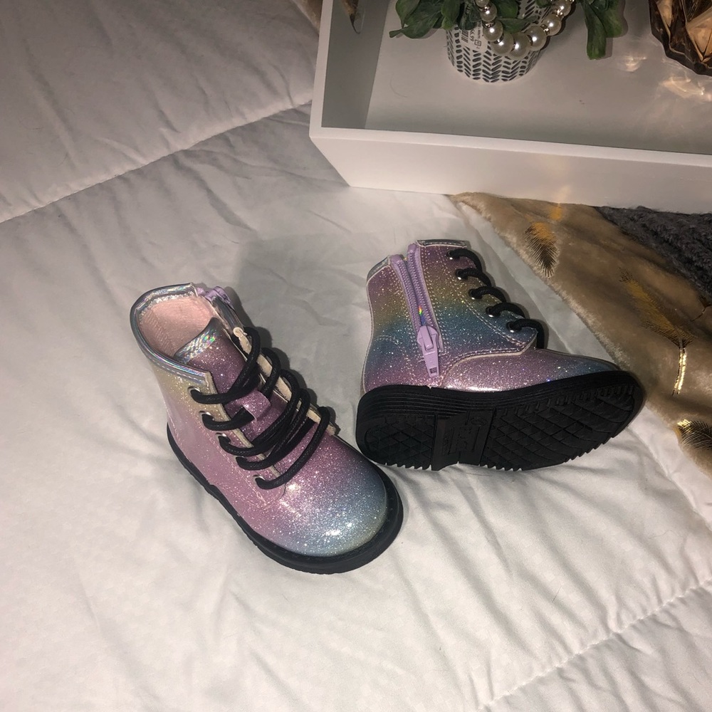 Like New! Children’s Place Infant Boots. Size 4